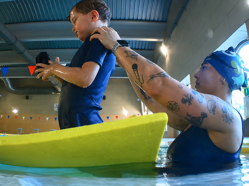 Fisioterapia en piscina